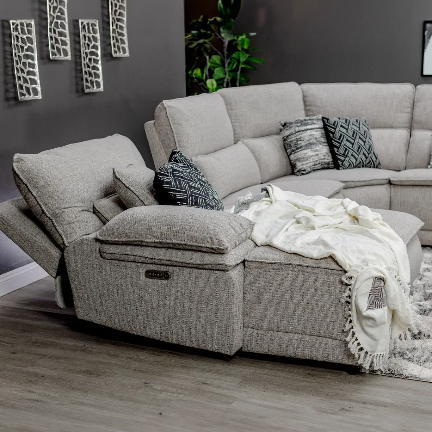 Best Goliath 3pc Power Sofa LAF Chaise Living Room Sets|Sectionals