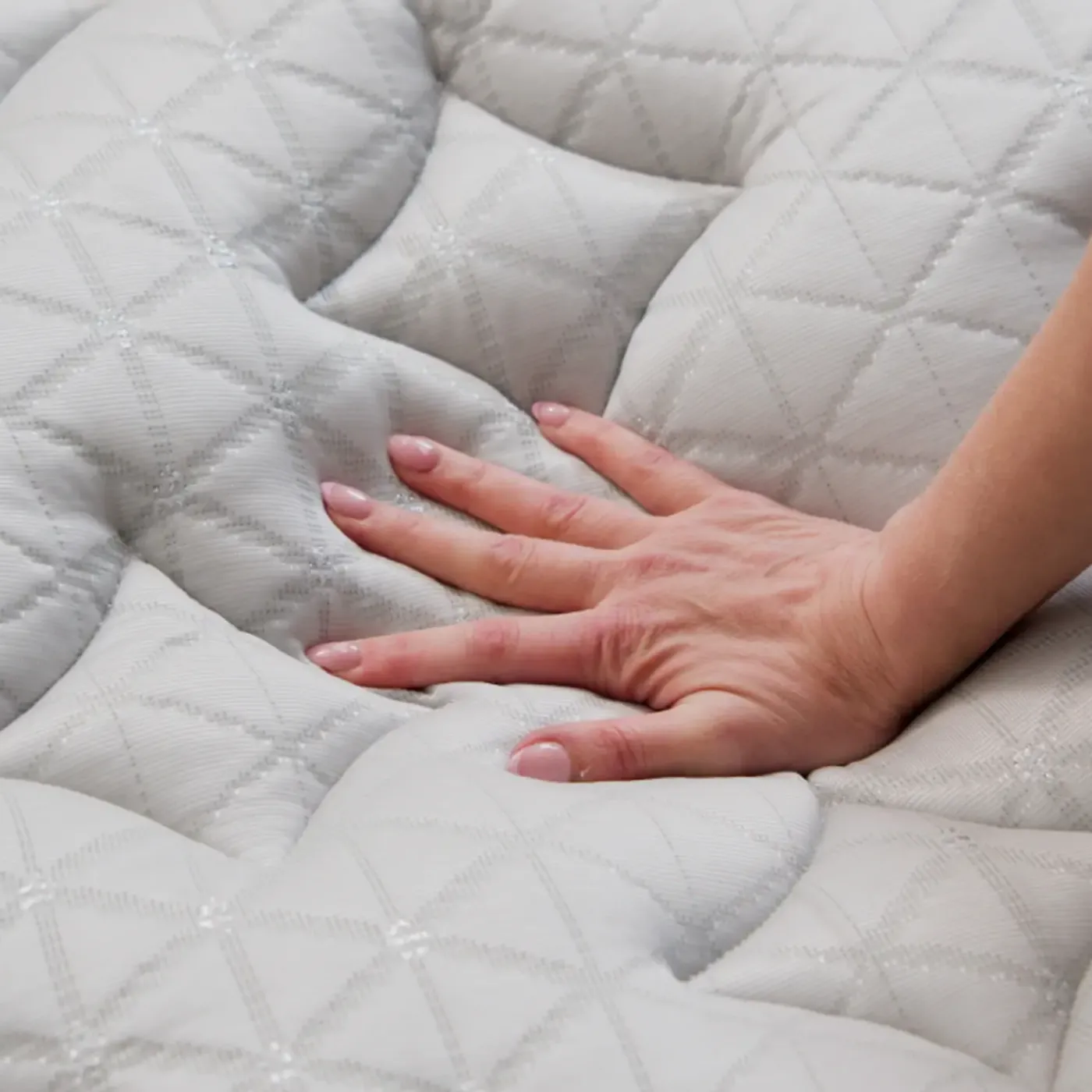 Hot Helix Midnight Luxe Eastern King Matttress Eastern King Mattresses