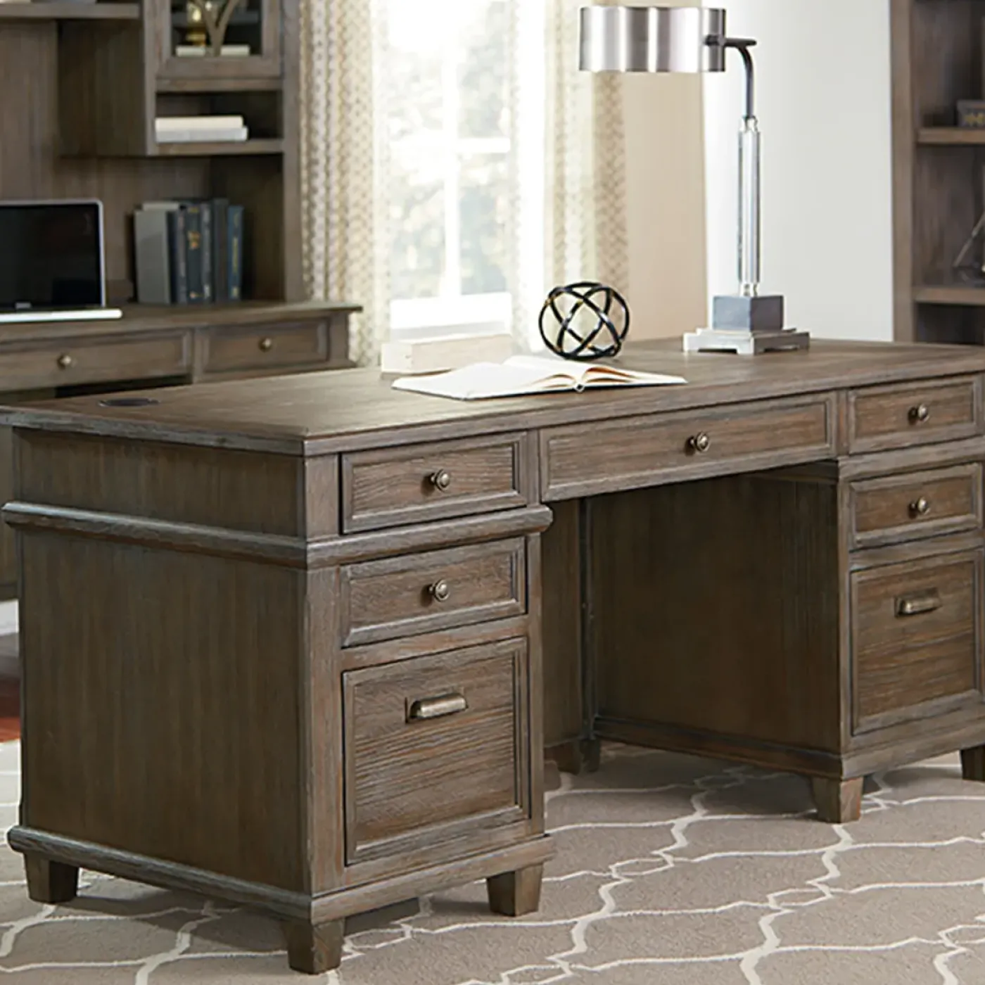 Outlet Starlite Double Pedestal Desk Desks
